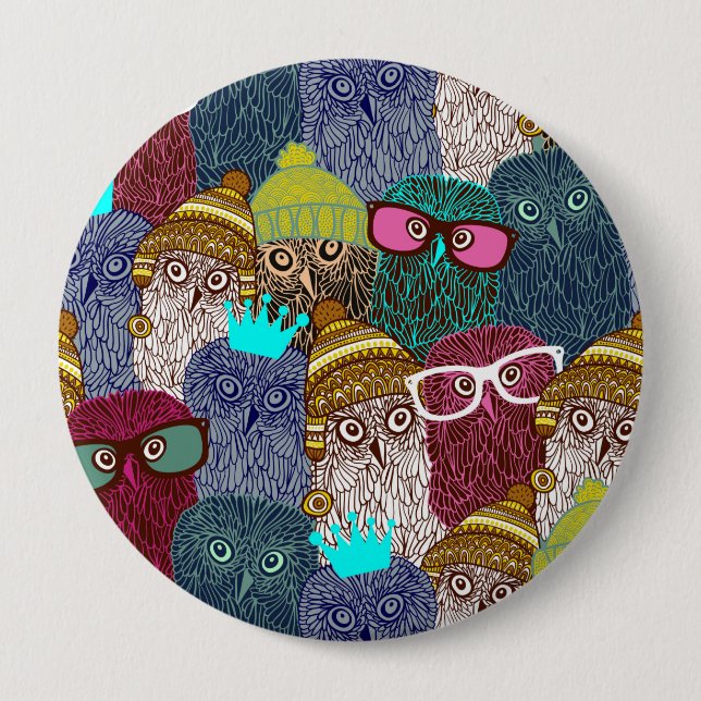 Owl in crown 10 cm round badge (Front)
