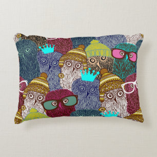 Owl in crown decorative cushion