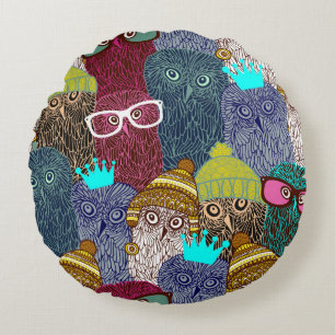 Owl in crown round cushion