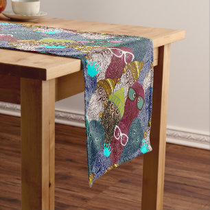 Owl in crown short table runner