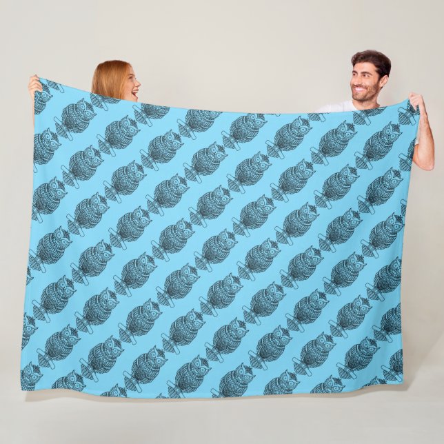 Owl (neon blue) - Fleece Blanket (In Situ)