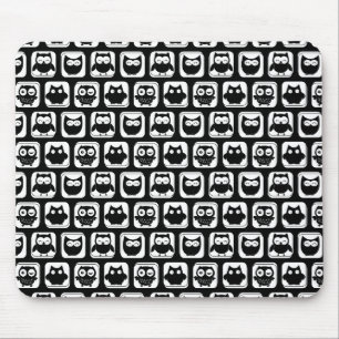Owl Pattern in Black and White Mouse Pad