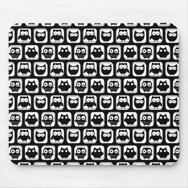 Owl Pattern in Black and White Mouse Pad (Front)