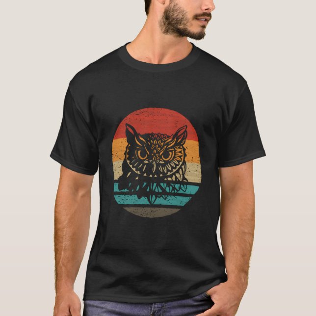 Owl Retro Style Vintage T-Shirt (Front)