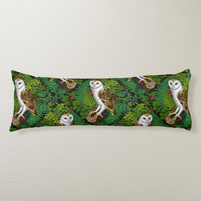 Owls, ferns, oak and berries body cushion (Front)