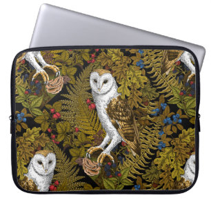 Owls, ferns, oak and berries laptop sleeve