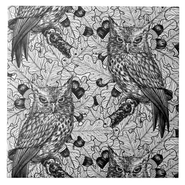 Owls in the oak tree, black and white tile (Front)