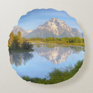 Oxbow Bend Round Cushion