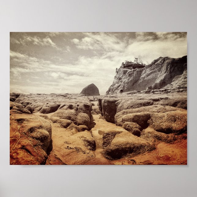 Pacific City - Poster (Front)