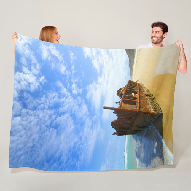 PACIFIC SHIPWRECK FLEECE BLANKET (In Situ)