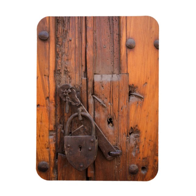 Padlock on wooden door magnet (Vertical)