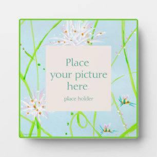 Painted bee flower frame