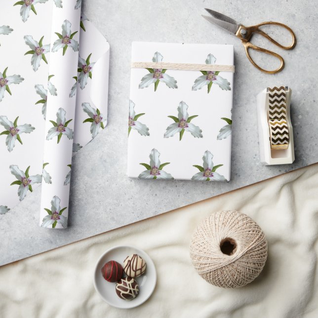Painted Trillium Spring Wildflower Wrapping Paper (Crafts)