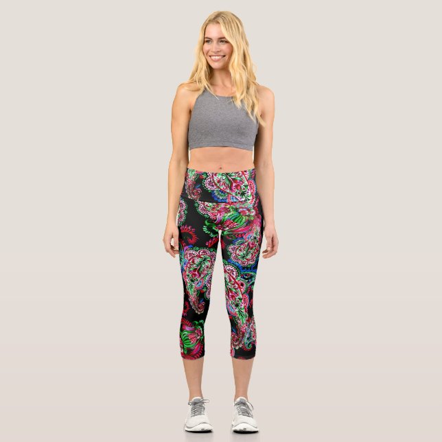 Paisley Floral Pattern, Ethnic Background. Capri Leggings (Front)