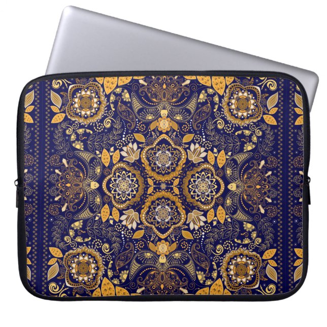 Paisley floral pattern laptop sleeve (Front)