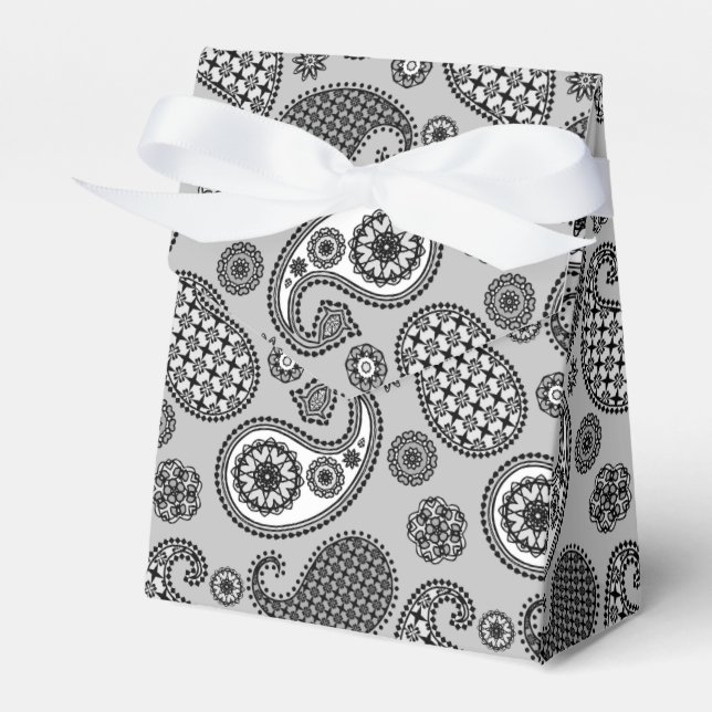Paisley pattern, shades of grey, black and white favour box (Front Side)