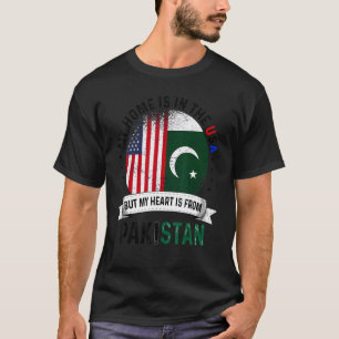 Pakistani American Patriot Heart Is From Pakistan  T-Shirt