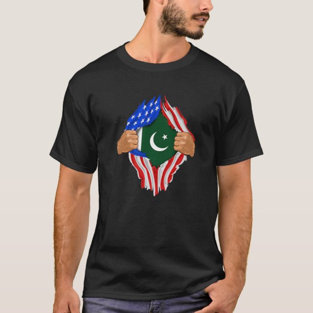 Pakistani Blood Inside Me | Pakistan Flag Gift T-Shirt (Front)