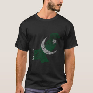 Pakistani Map And Flag Distressed Pakistan T-Shirt