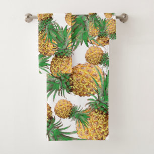 Pale Green Stylised Pineapples Pattern Bath Towel Set