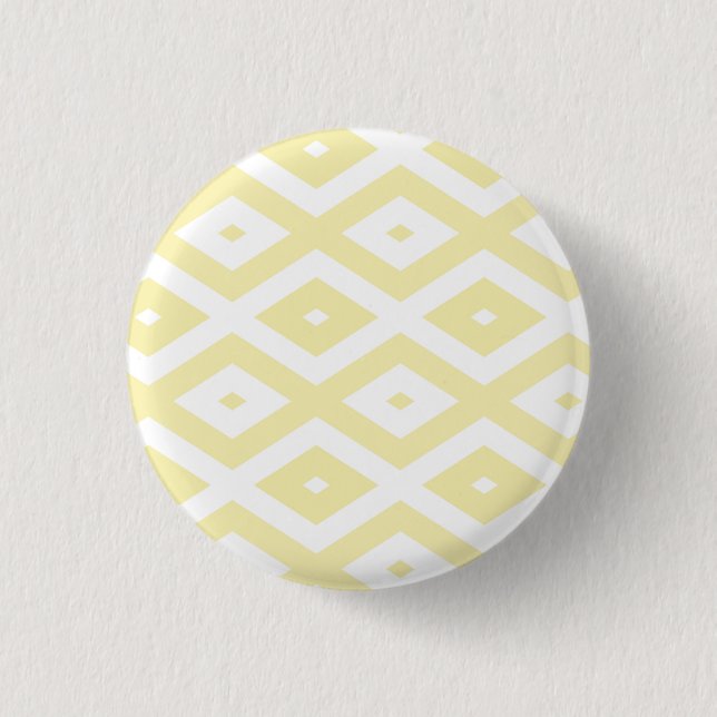 Pale yellow and white diamond pattern 3 cm round badge (Front)