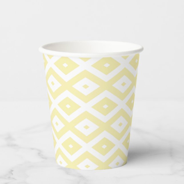 Pale yellow and white diamond pattern paper cups (Front)