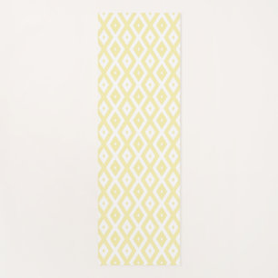 Pale yellow and white diamond pattern yoga mat