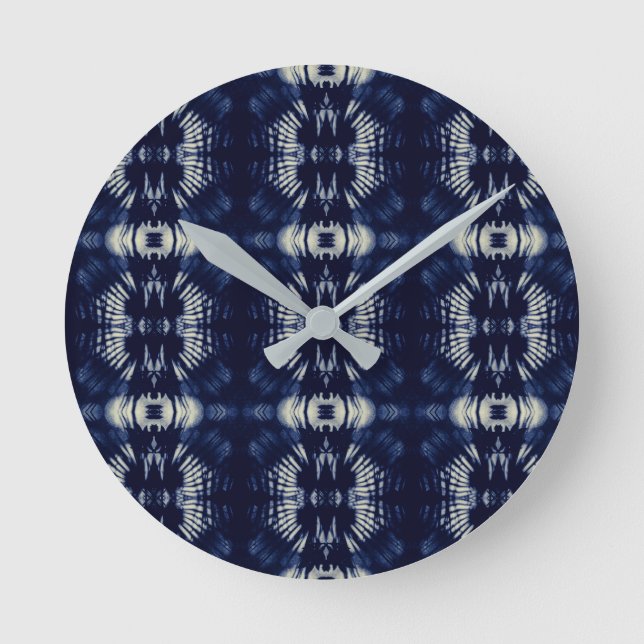 Palm Leaf in Delft Blue  Round Clock (Front)
