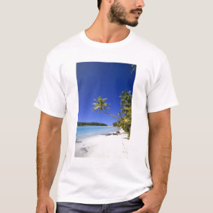 Palm lined beach Cook Islands T-Shirt
