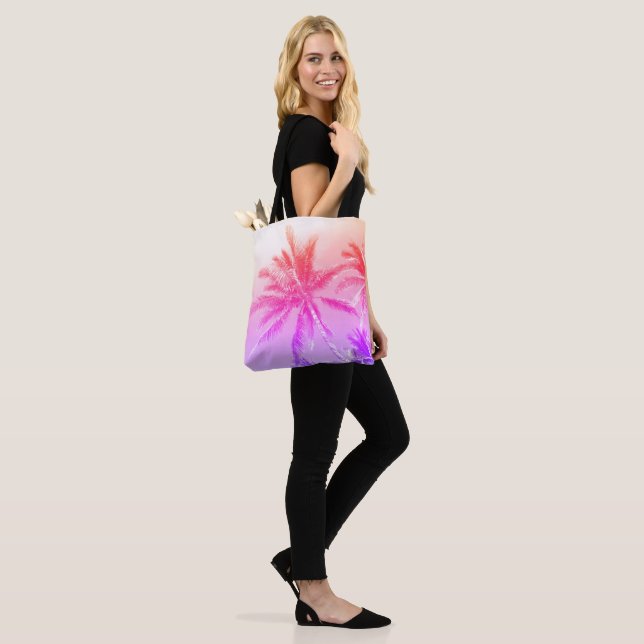 Palm Tree Beach Tote (On Model)
