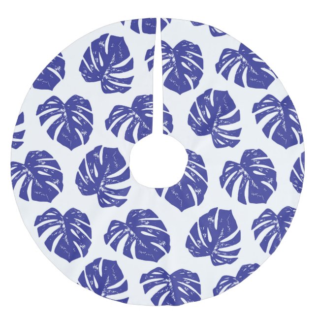 Palm Tree Leaves: Natural Pattern Brushed Polyester Tree Skirt (Front)