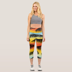 Palm tree leaves: seamless pattern. capri leggings