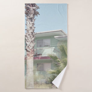 PALM TREE NEAR WHITE CONCRETE HOUSE BATH TOWEL