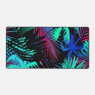 Palm tree pattern desk mat