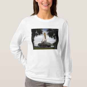 Palmetto trees frame space shuttle Endeavour T-Shirt