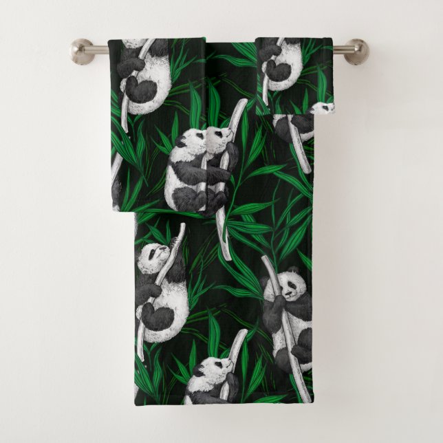 Panda cubs on dark green bath towel set (Insitu)