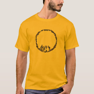 Panoply - Ancient Greek hoplites post battle T-Shirt