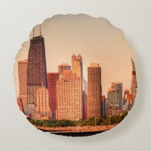 Panorama of Chicago skyline at sunrise Round Cushion