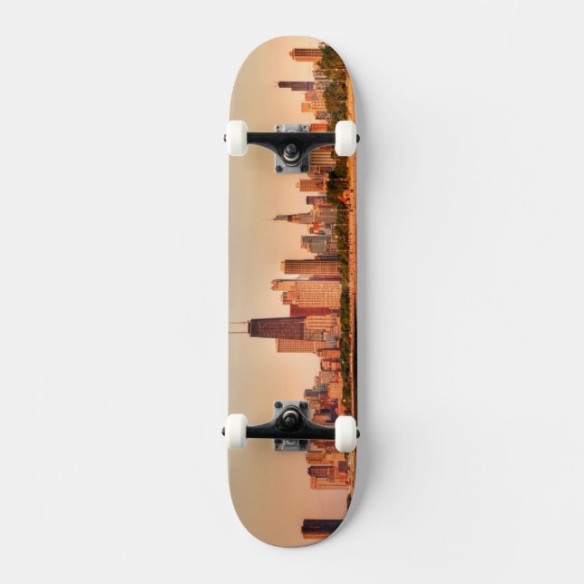 Panorama of Chicago skyline at sunrise Skateboard (Front)