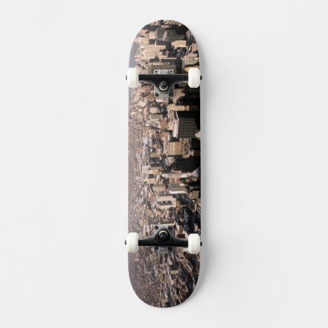 Panoramic view of the city skateboard (Front)