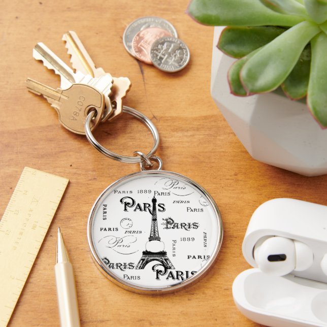 Paris France Gifts and Souvenirs Key Ring (Desk)