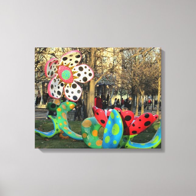 Paris - Jardin de Tuilleries Canvas Print (Front)