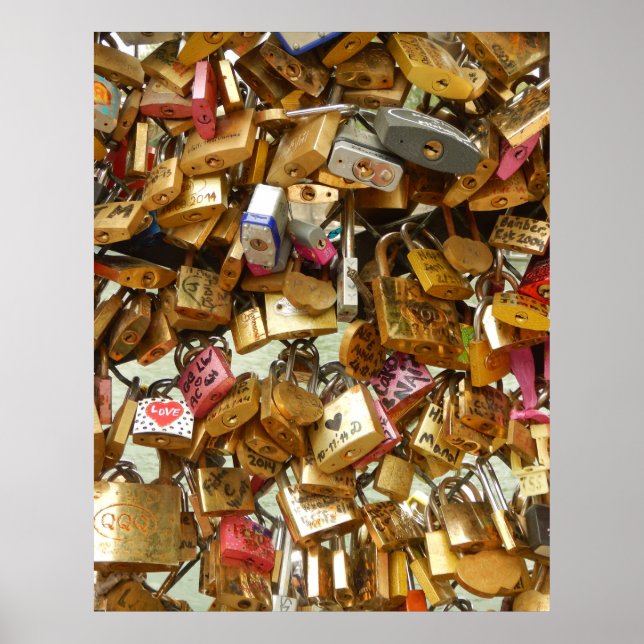 Paris Love Padlocks 1 Canvas Print (Front)