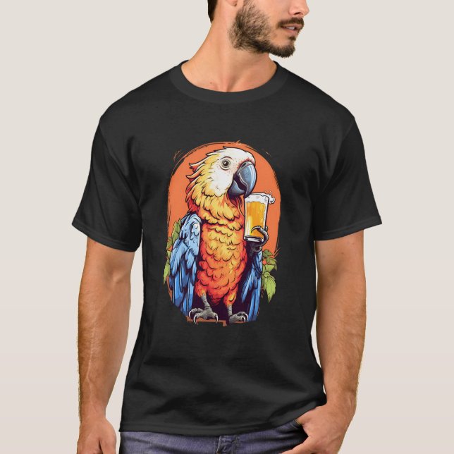 Parrot Drinking Beer Funny Beer Drinker Drunk Parr T-Shirt (Front)
