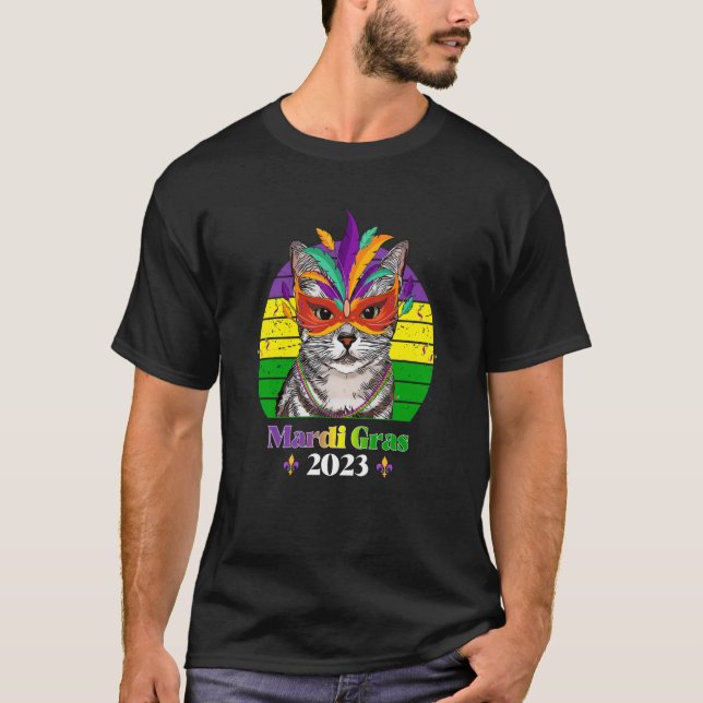 Party Cat Mask Beads Mardi Gras 2023  10 T-Shirt (Front)