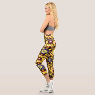 Passiflora Caerulea Pattern Capri Leggings