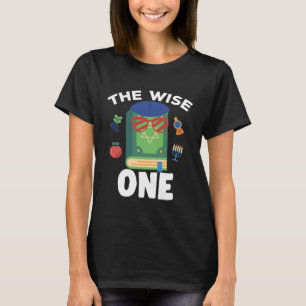 Passover Seder Jewish Pesach Matzah The Wise One P T-Shirt