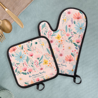 Pastel colourful botanical pattern family name oven mitt & pot holder set