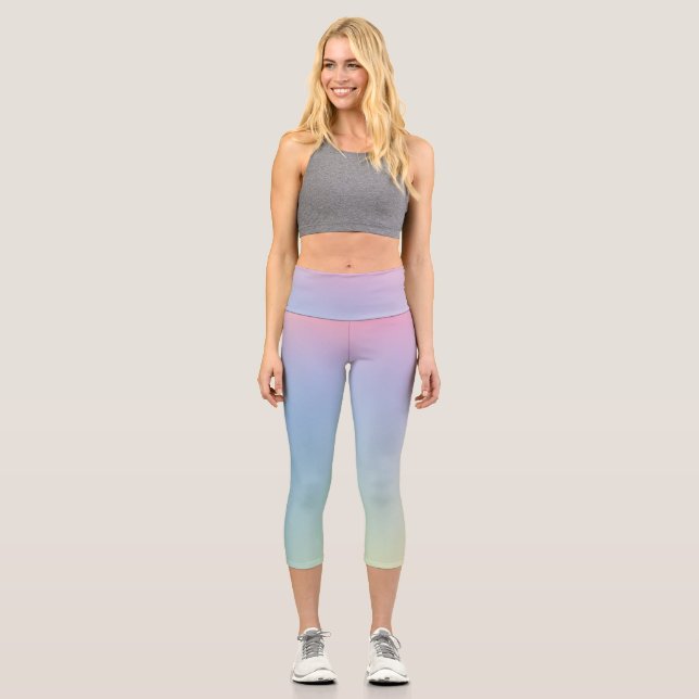 Pastel Gradient Vintage Pattern  Capri Leggings (Front)