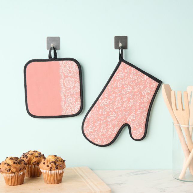PASTEL PEACH WITH WHITE TINY BRANCHES & LACE LOOK OVEN MITT & POT HOLDER SET (Insitu(Hanging))